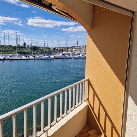 Les Pieds Dans L'eau Apartament *